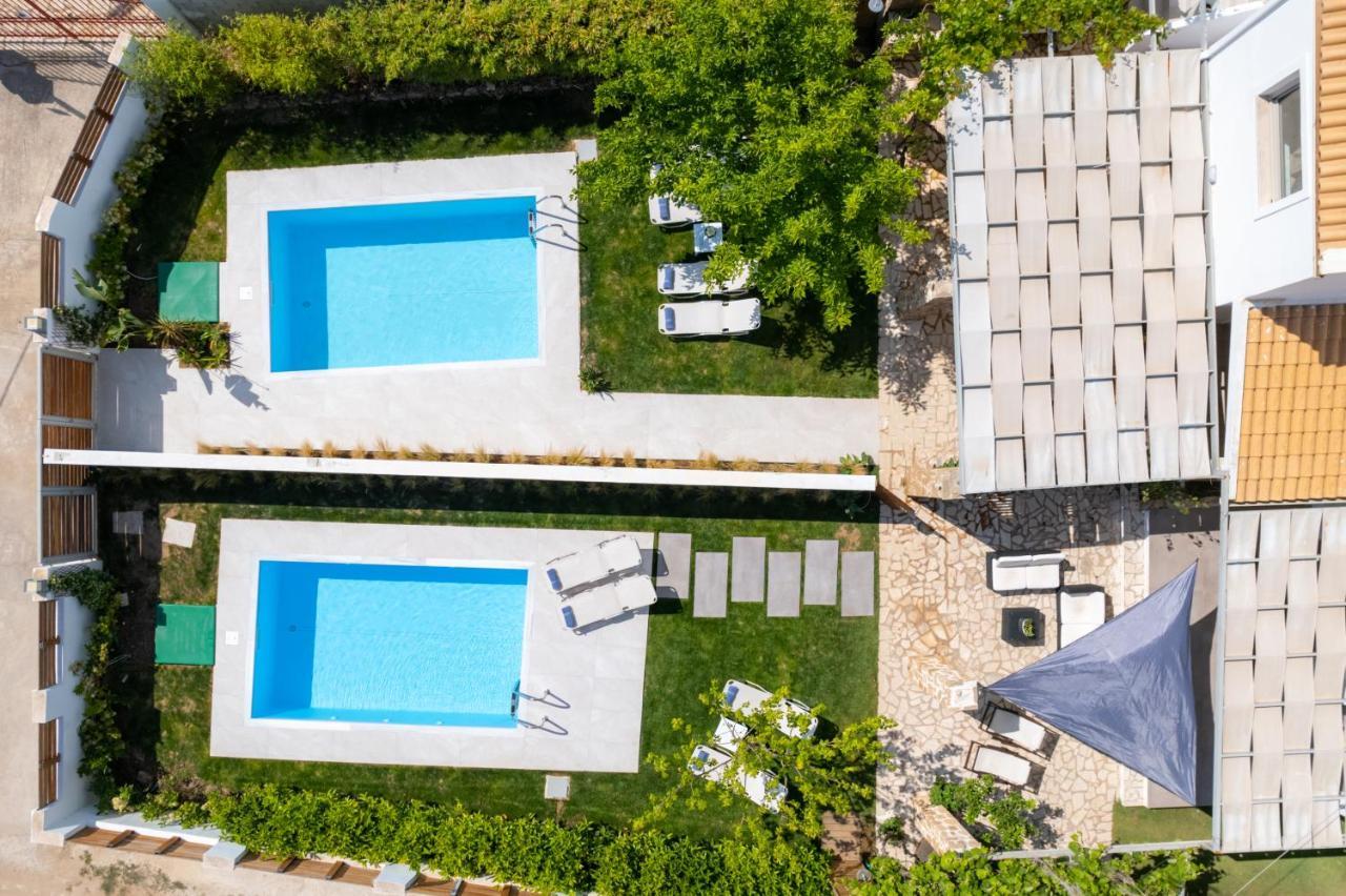 Issos Beach Villa Línia المظهر الخارجي الصورة