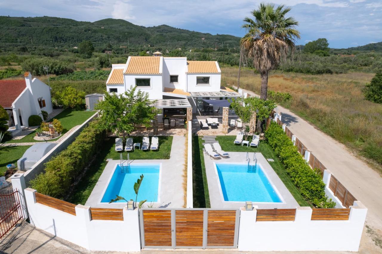 Issos Beach Villa Línia المظهر الخارجي الصورة