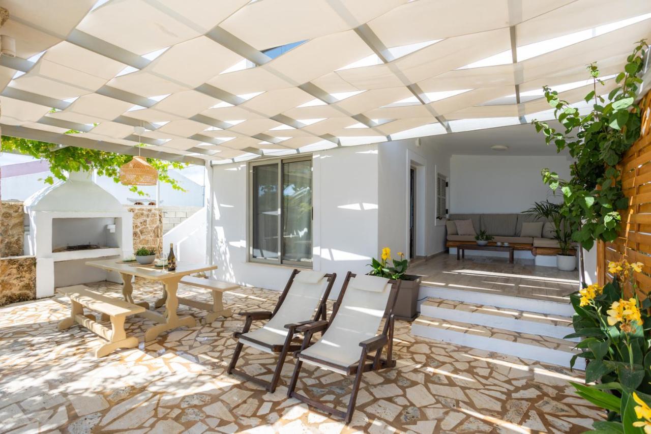 Issos Beach Villa Línia المظهر الخارجي الصورة